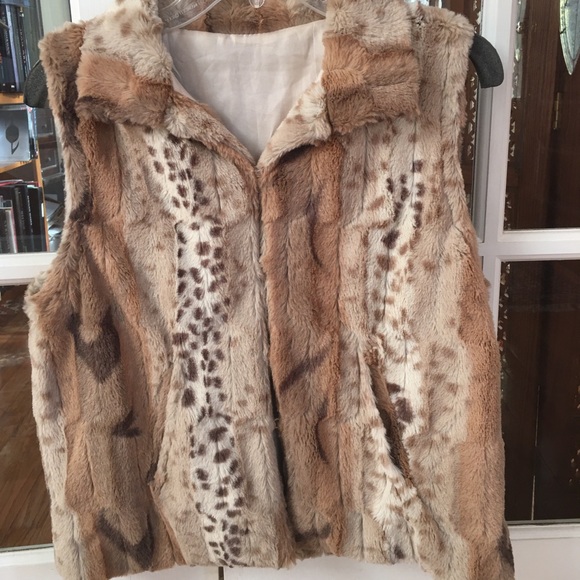 Cejon Jackets & Blazers - Faux Fur super soft vest, S, hook/eyes for closure
